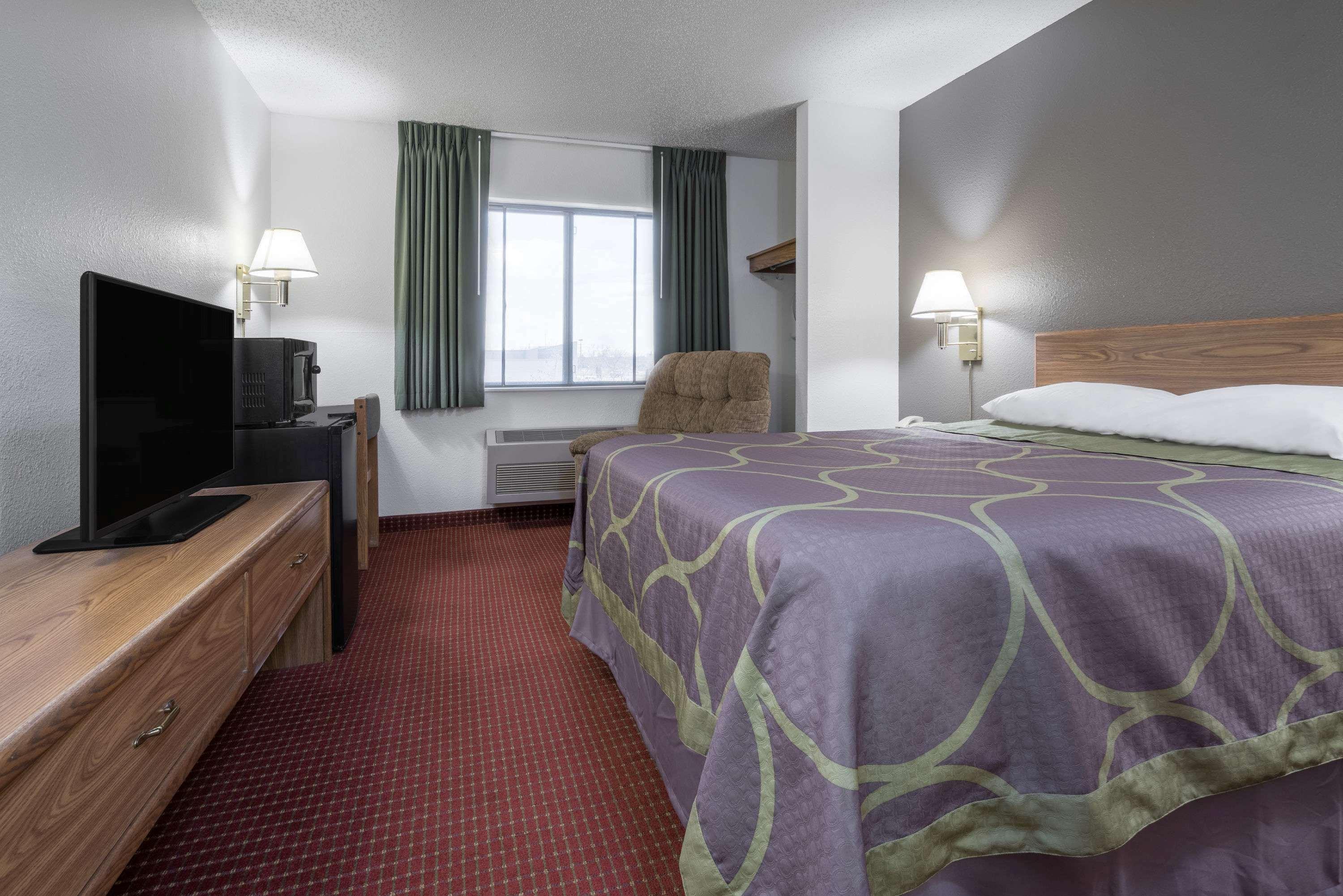 Super 8 By Wyndham Fond Du Lac Kültér fotó